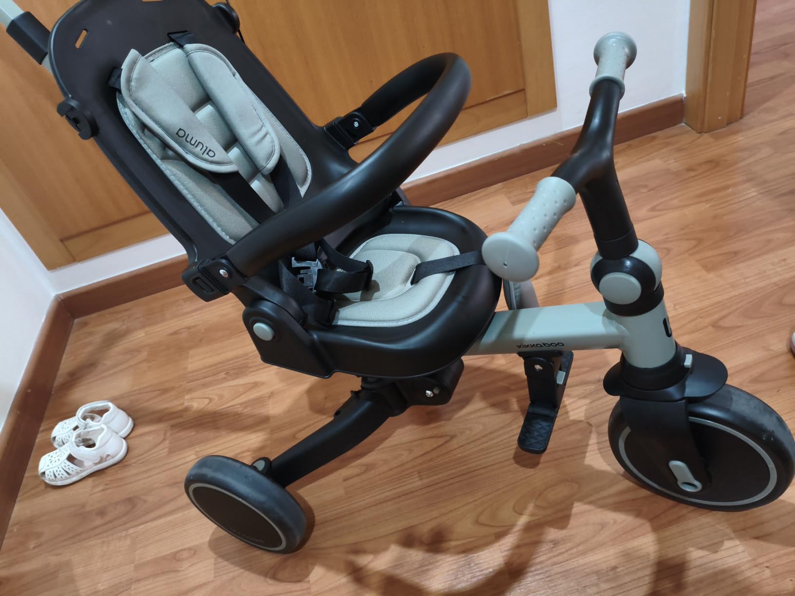 Buen triciclo, pero las instrucciones mejorables